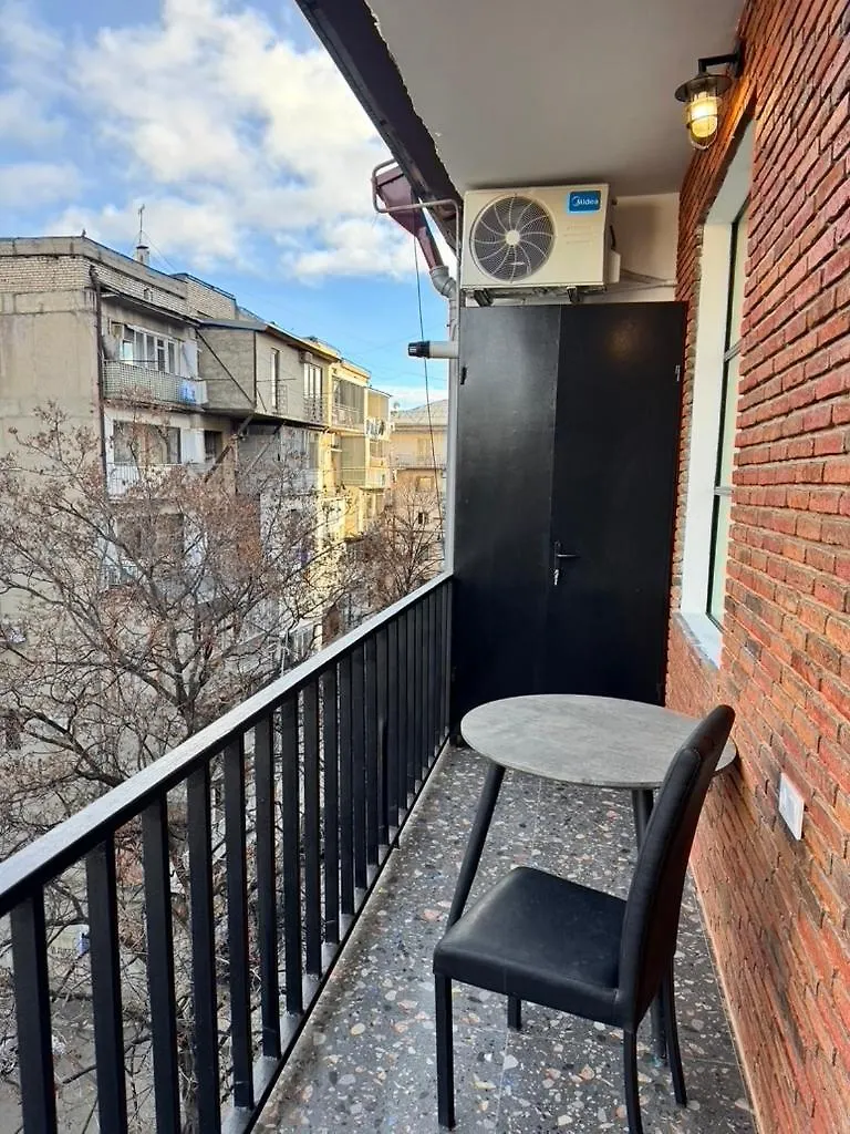 Lalis Apartment In Vake Tbilisi